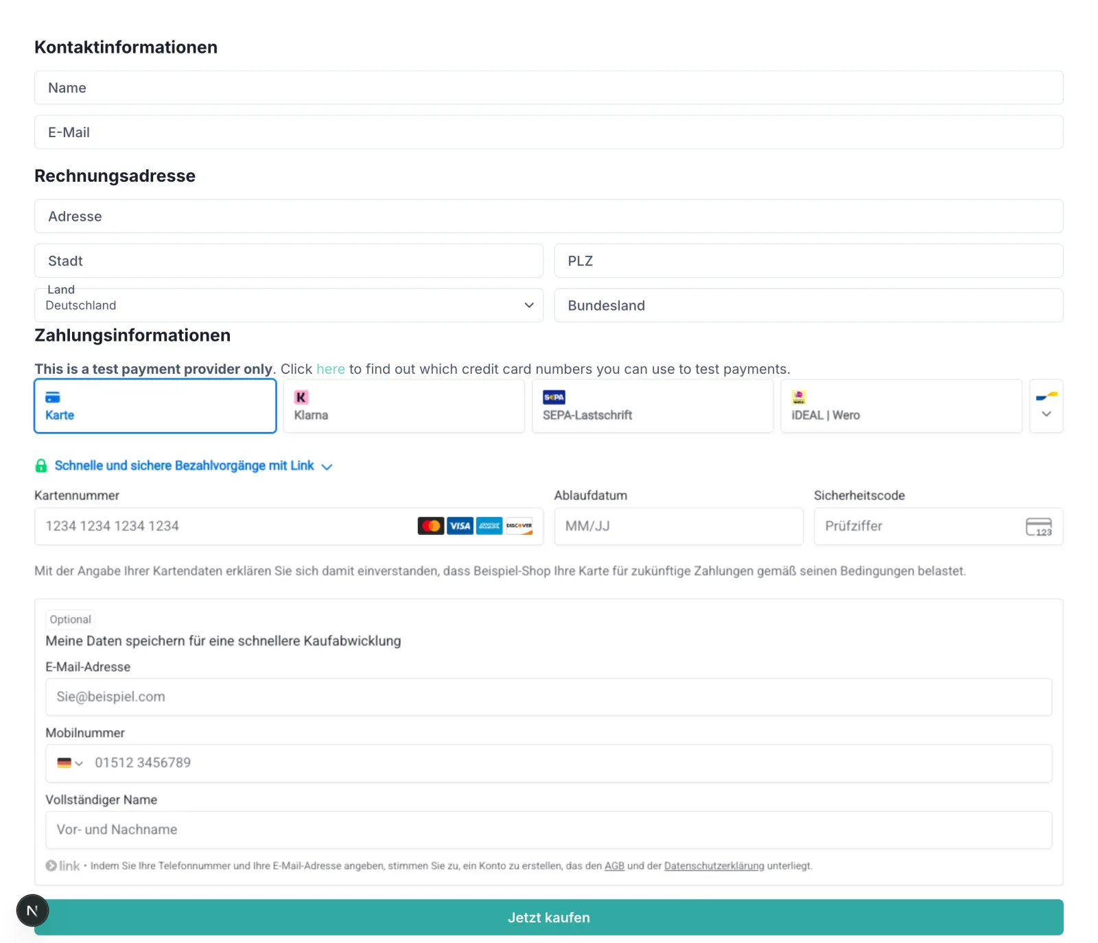 Eine fertige Checkout-Seite aus Kundensicht: die Abschnitte Kontaktinformationen (Name, E-Mail), Rechnungsadresse (Adresse, Stadt, PLZ, Land, Bundesland) und Zahlungsinformationen mit den Kacheln Karte, Klarna, SEPA-Lastschrift und iDEAL | Wero, den Kartenfeldern und einer großen Schaltfläche „Jetzt kaufen“ am Ende.